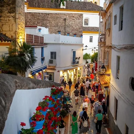 Banus - Golden Mile Carolina Park Marbella